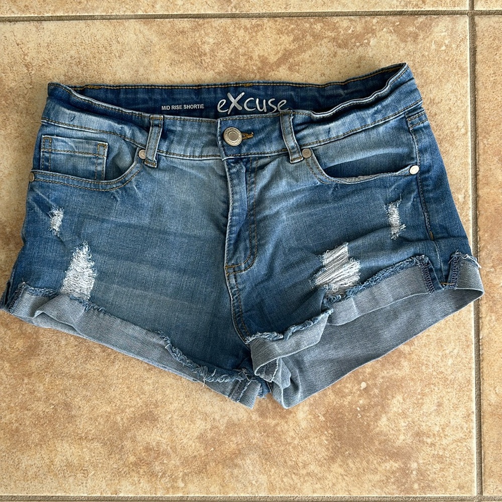 Excuse Jean Short